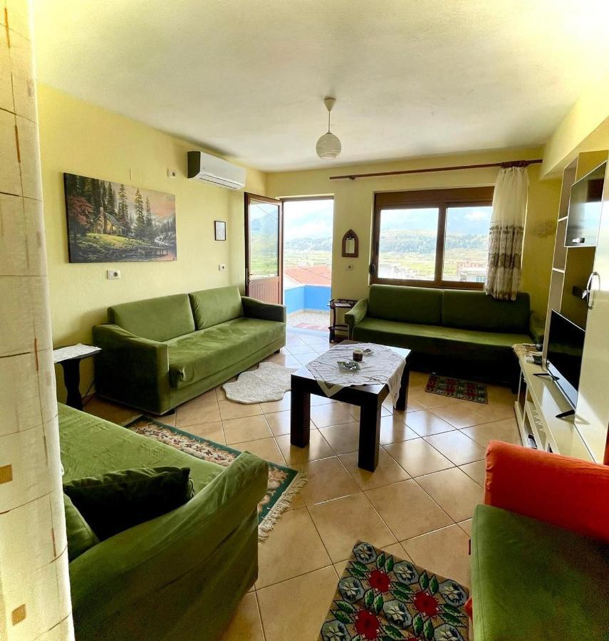 Blue Guesthouse Gjirokastra Kültér fotó